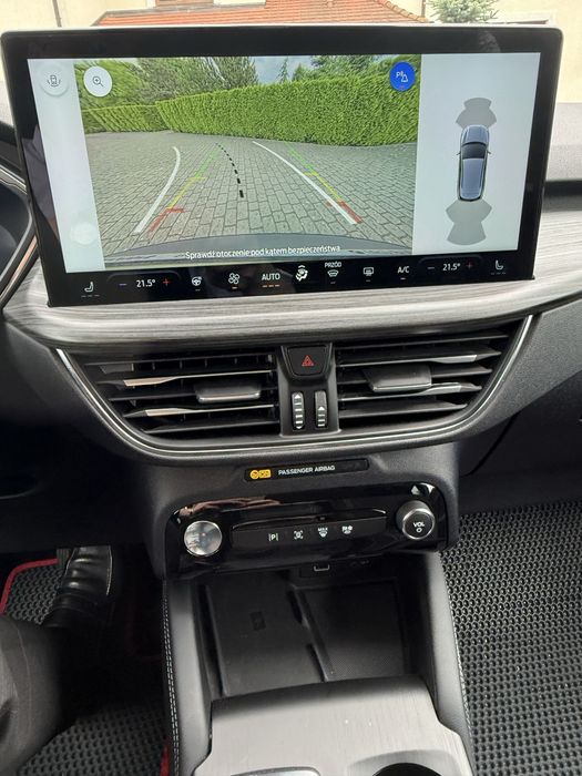Ford Kuga - stan idealny