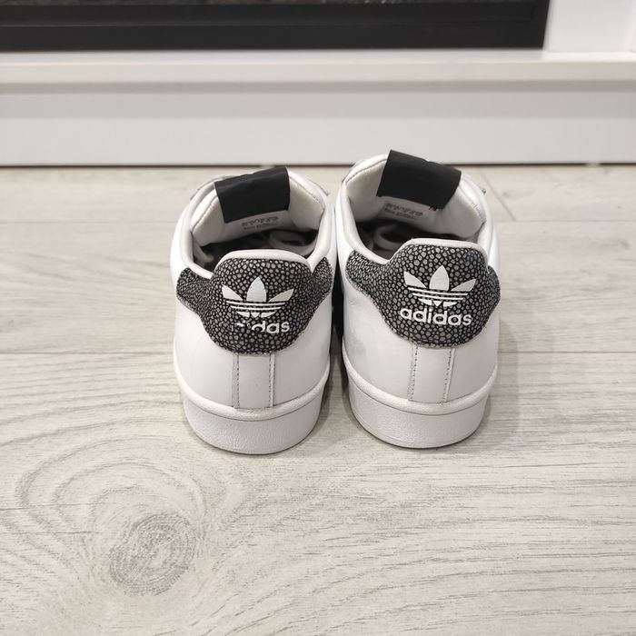 Кросівки adidas 38 р