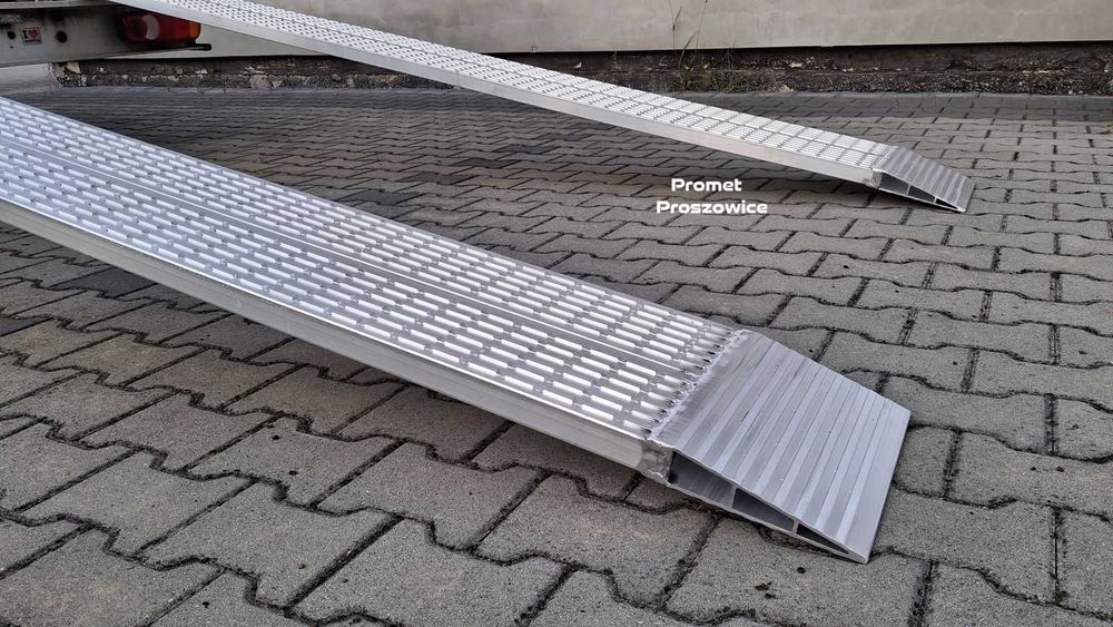 Najazdy Aluminiowe 2m x 32cm Panelowe do 2,7T. Podjazdy - Laweta