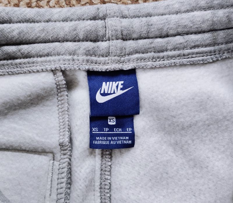 Nike Club Fleece Tapered Jogger джогери спортивні штани оригінал XS