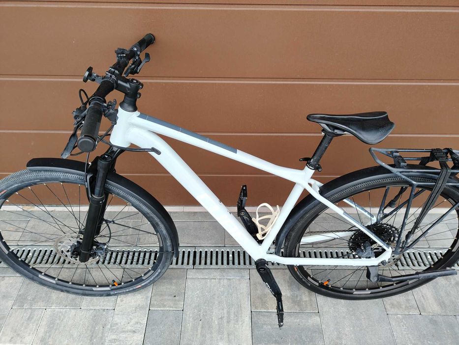 Rower trekkingowy Cube Acid 28"/Sram/RockShox