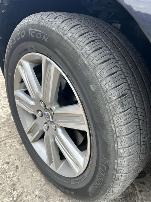Автомобіль  Volvo XC60