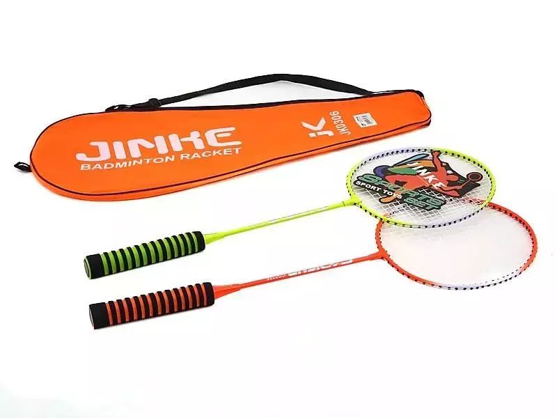 2 rakietki + lotka do badmintona w pokrowcu. Adar