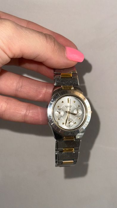 Часы Casio бу женские