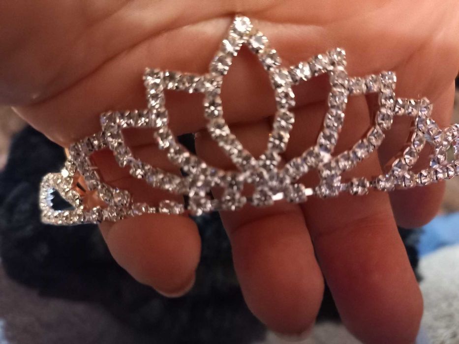 свадебная корона диадема серебристая обручкамни сверкает как брилиант