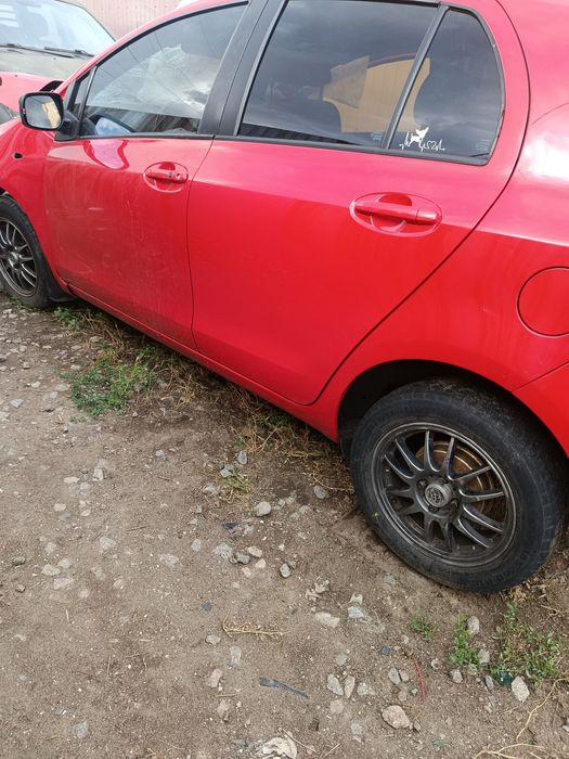 Продам двери TOYOTA Yaris 2007гв