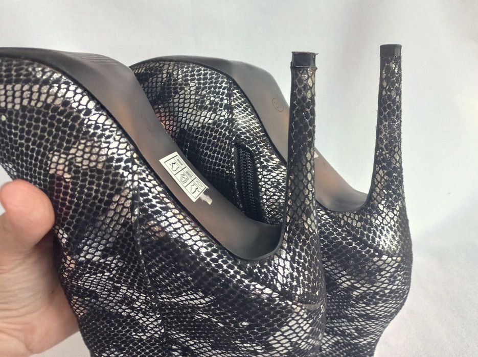 Півчобітки демі пітон сріблясті, р. 39