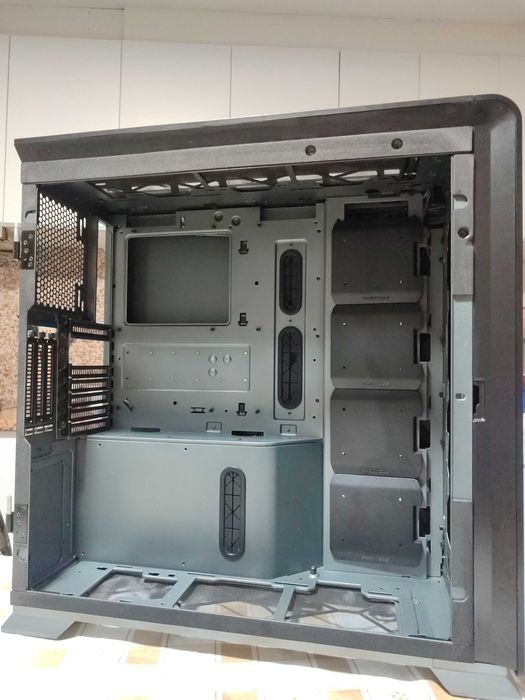 Caixa Extended-ATX Phanteks Enthoo Luxe II RGB Vidro Cinzenta