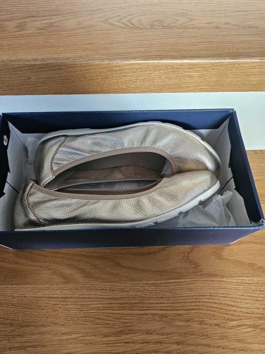 CAPRICE ZŁOTE miękkie balerinki, rozmiar 38