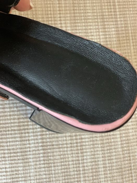 nowe skórzane buty