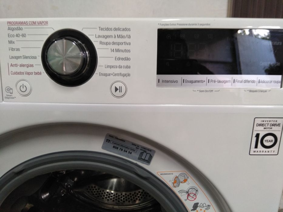 Máquina de lavar e secar roupa LG 8/5kg