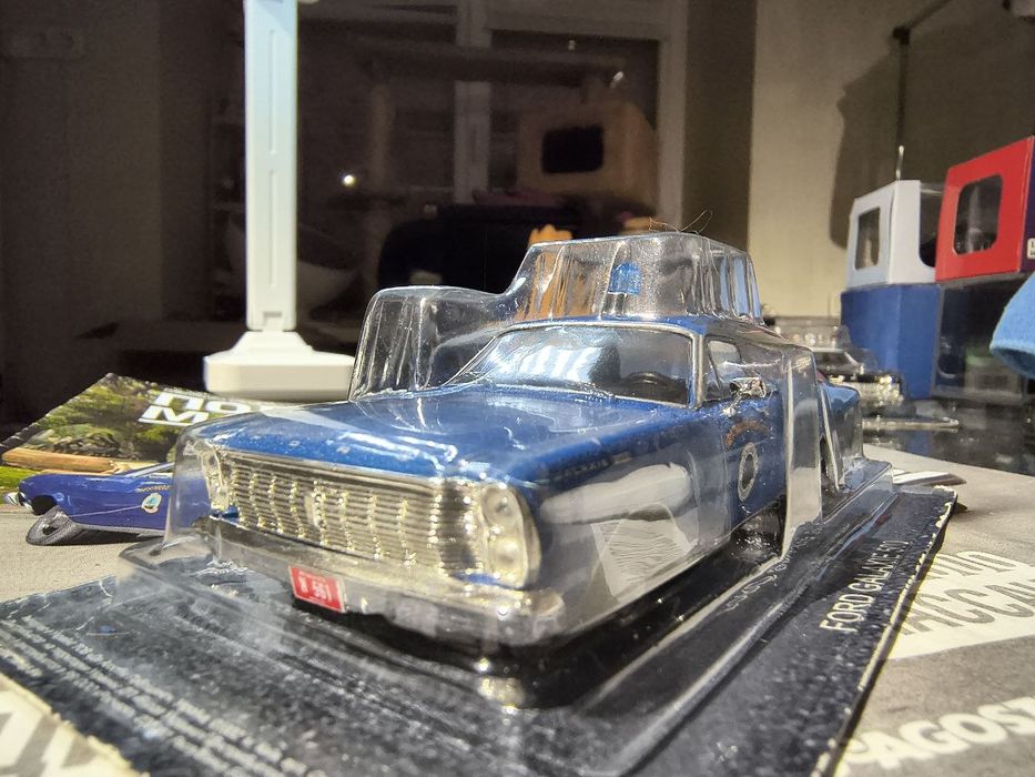 Масштабна модель авто Ford Galaxies  500 Police. Deagostini