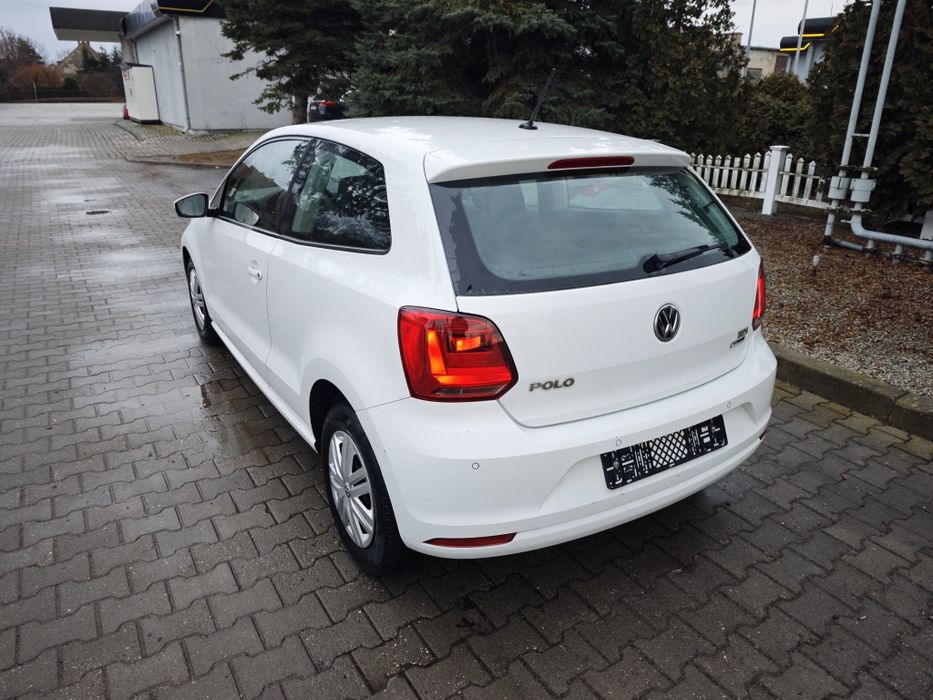 VW Polo Trendline 1.4 TDI model 2017 tempomat front assist EURO 6