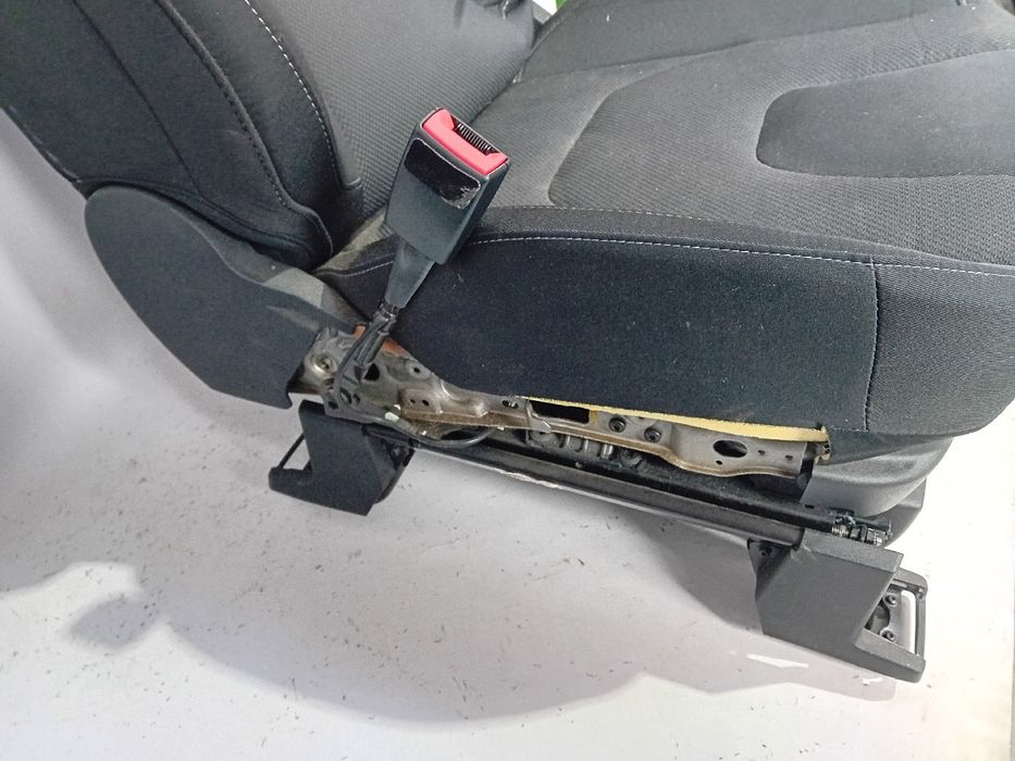 Banco frente esquerdo FORD S-Max