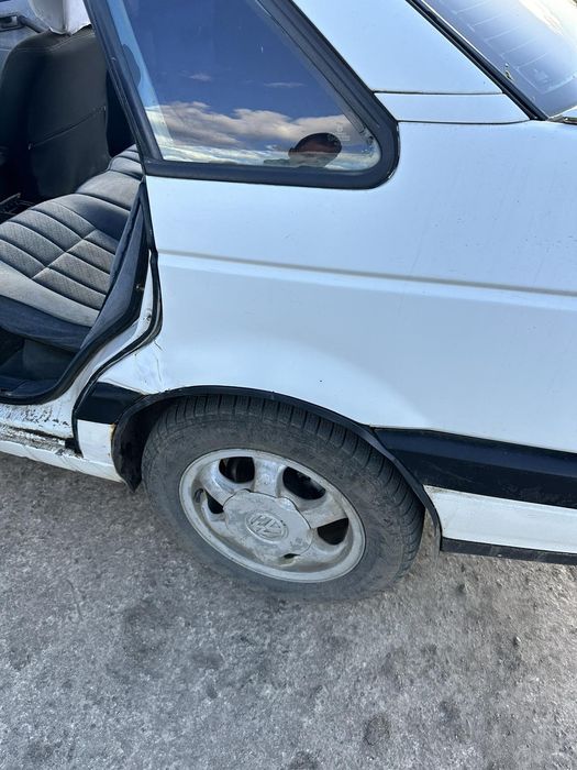 пасат б3 2.8 VR 6 1992 року