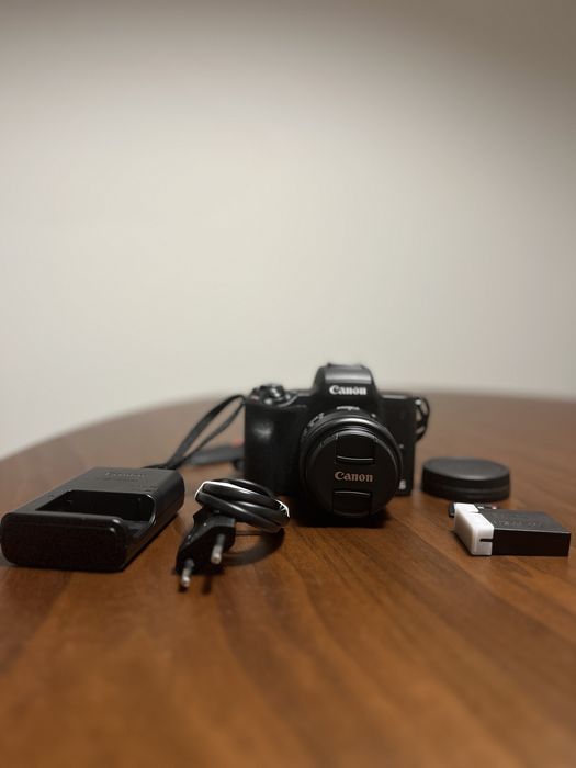 Camera canon M50 MK II + 15-45mm