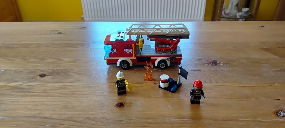 Lego City Wóz Strażacki, Lego 60107
