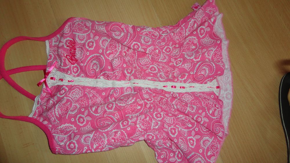 Bluzeczki na lato dla dziewczynki roz. 122-128 cm zestaw Hello Kitty