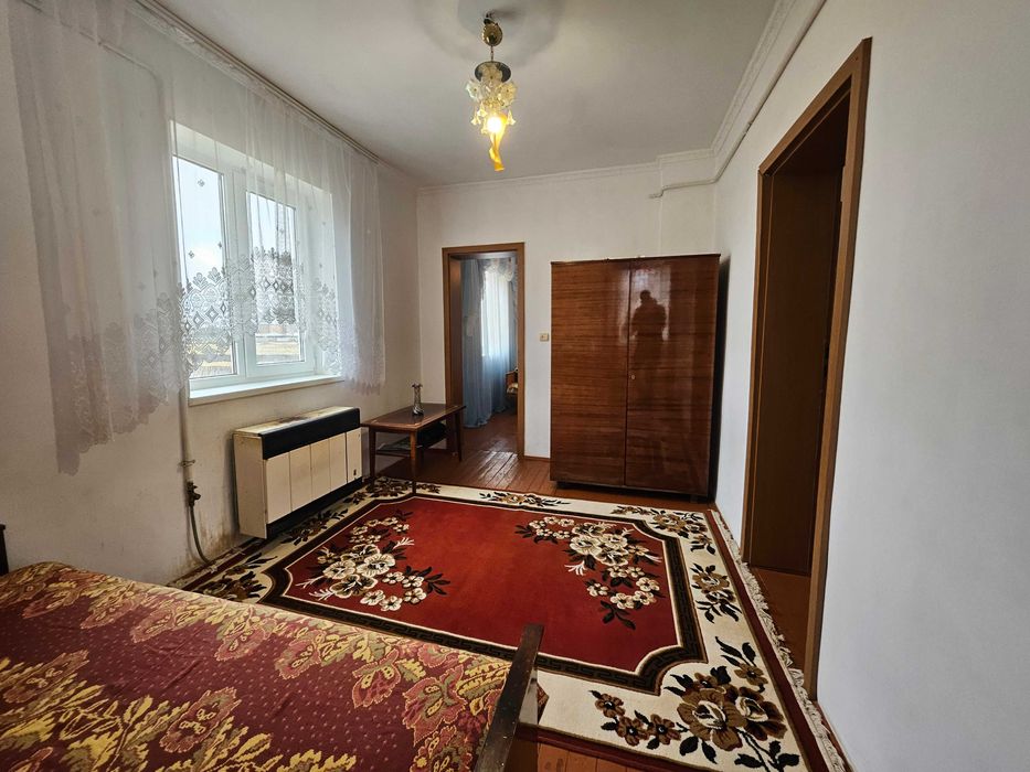 Будинок з ремонтом в хорошому стані за Галичем