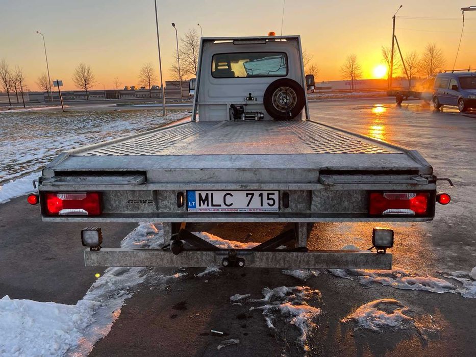 Евакуатор IVECO 35S21 2012 р, платформа з гідравлікою 5 м/2,1 м, обмін