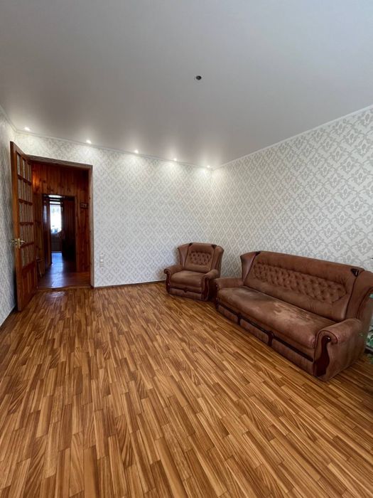 Продаю 2 комнатную квартиру, Херсонское Ш, Строителей   ID-146022