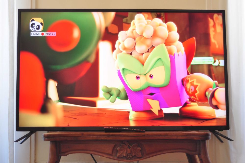 ** reservada** televisão LED 4K Ultra HD de 50 polegadas