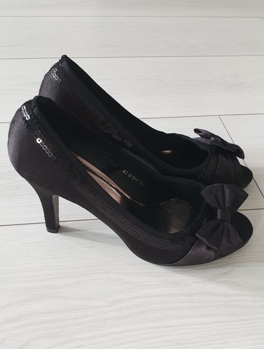 Czarne szpilki Jennifer rozm 41 SUPER stan na szerszą stopę