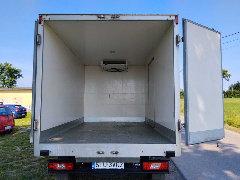 Ford Transit  Chłodnia Izoterma Carrier stan bdb