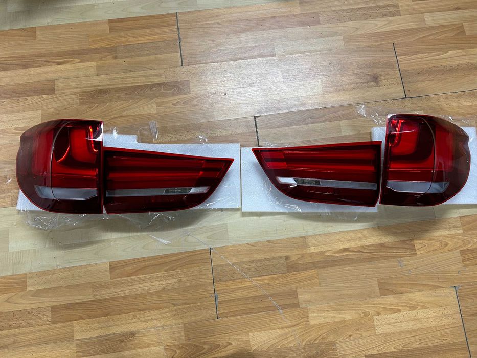 Комплект задніх ліхтарів на BMW X5 F15 2013-2018 року ( Європа )