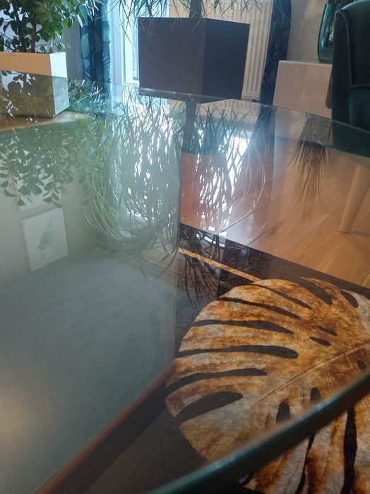 Szklany stolik kawowy