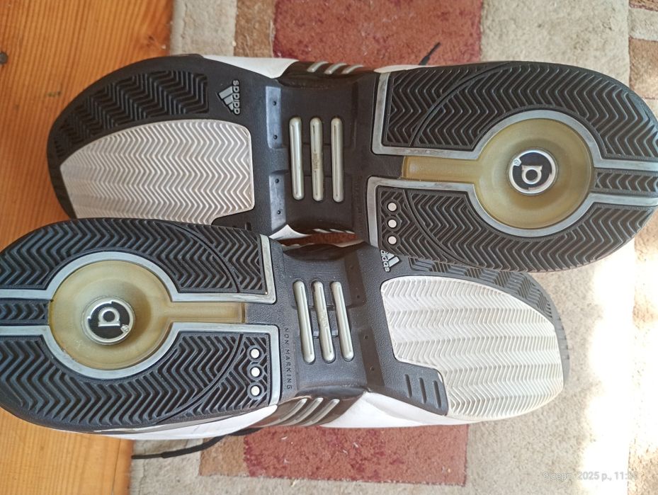 Кросівки Adidas us 20  54-55 розмір