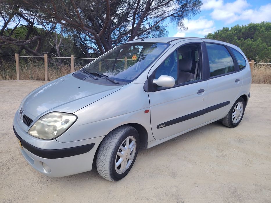 Renault Scenic  Megane