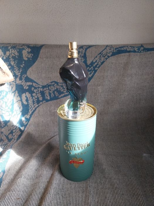 Vendo perfume  como novo