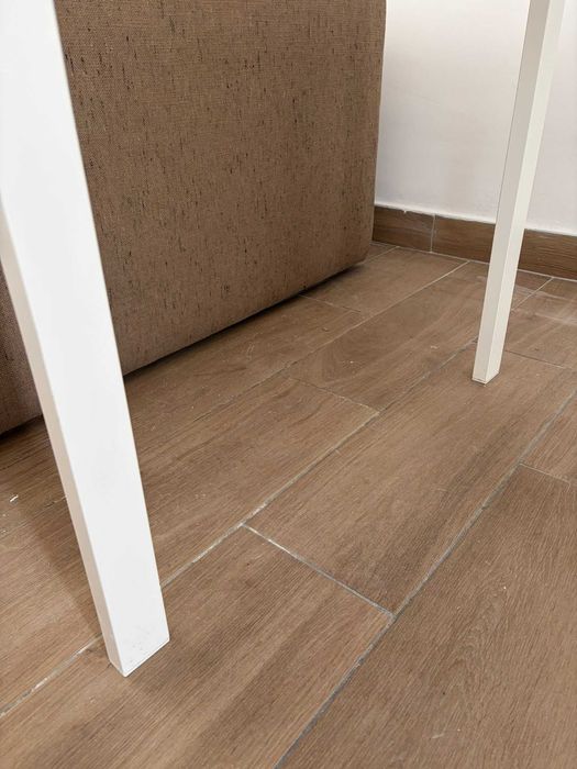 Mesa branca Ikea