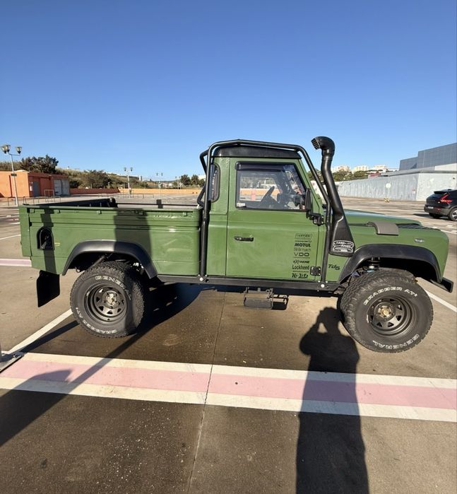 Land Rover Defender 110 Pick Up
