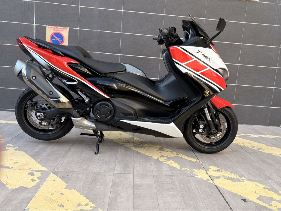 Tmax 530/560 SX 50th