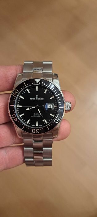 Revue Thommen diver swiss made Automatic