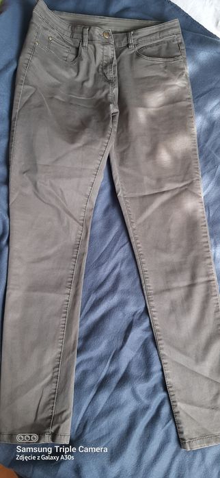 Spodnie damskie 40