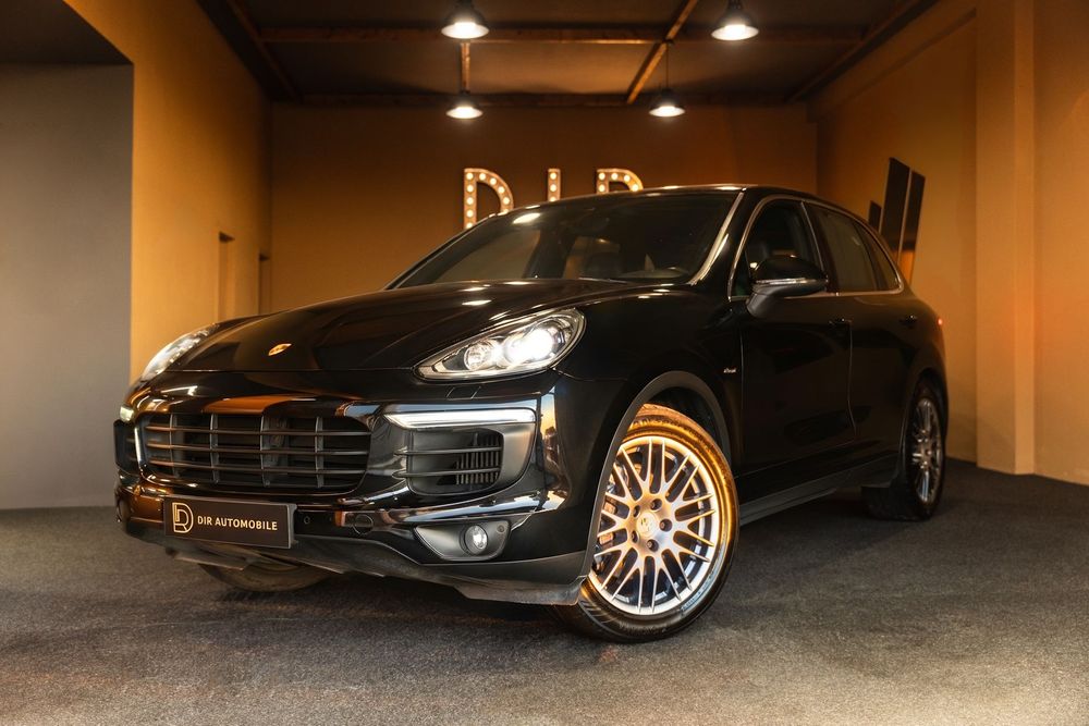 Porsche Cayenne Platinum Edition