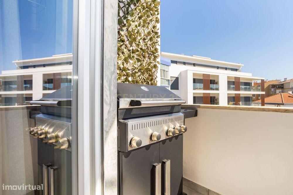 Apartamento T2 com Varanda Cruz de Pau, Amora - Seixal -