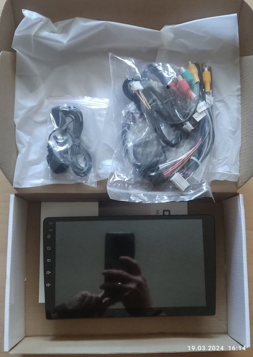 9 Cali QLED 1280x720 Radio Rk3326 Wifi Bluetooth 4G + 64G Android 13
