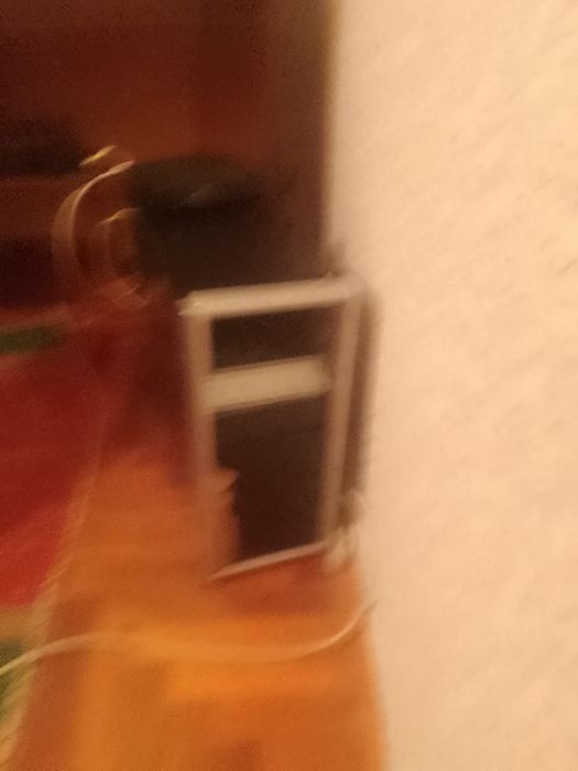 Стационарный компютер(рабочий)плюс 4-е колонки к нему(на выбор).