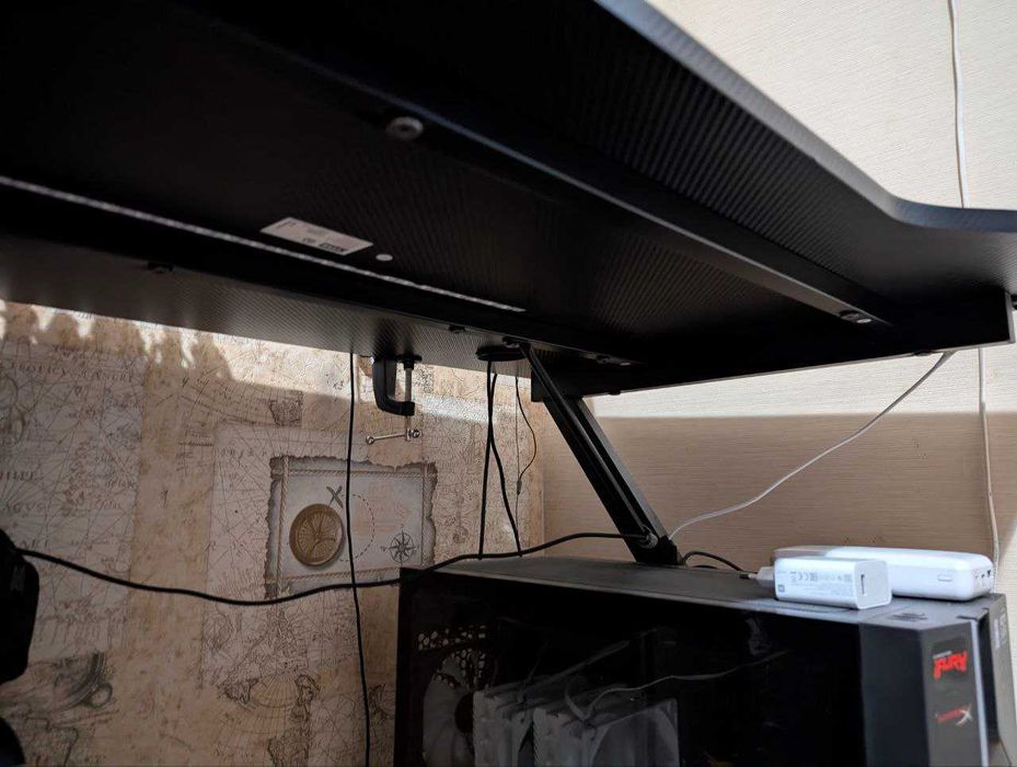 Стіл геймерський HALSTED 60х120см чорний