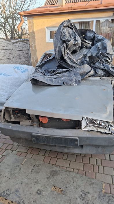 Разборка ВАЗ 21099  2000 г.в. мотор 1.5 8 клап КПП документы впорядке