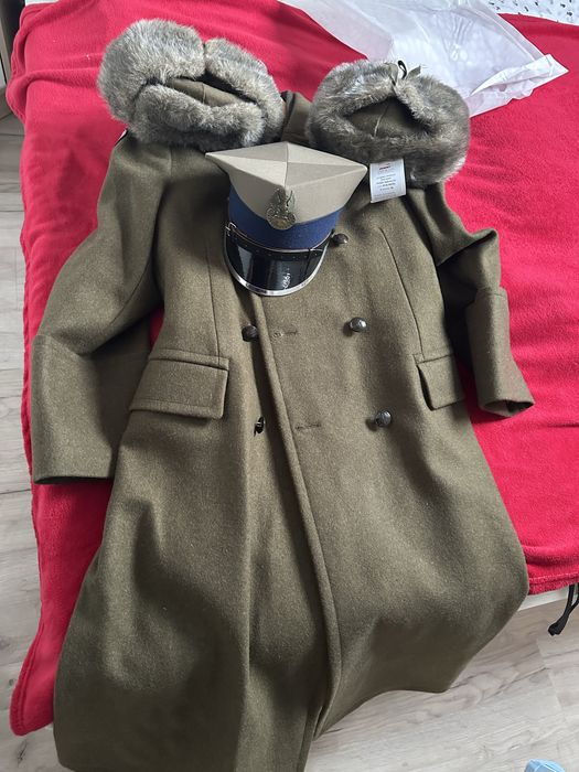 Mundur, plaszcz, akcesoria wojskowe