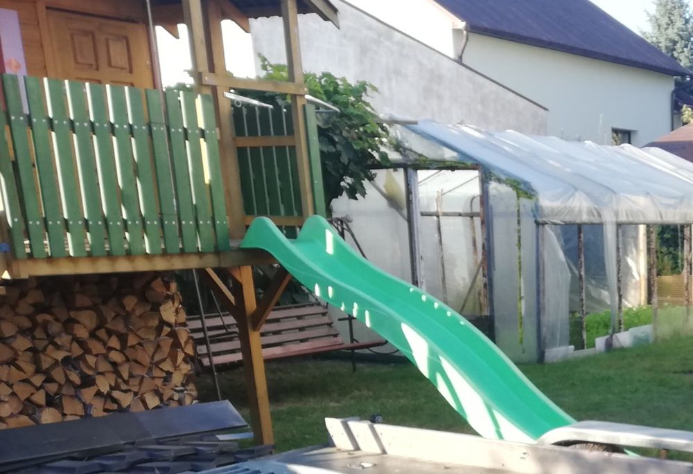 Duży domek dla dzieci