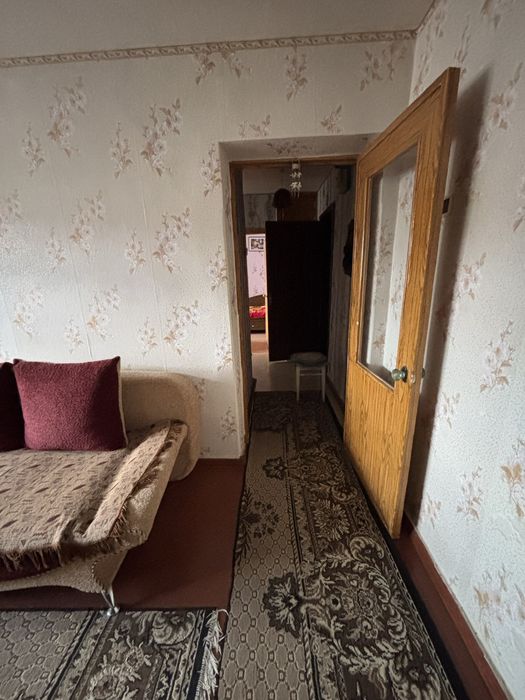 Продается 2 комнатная кв. Раздельная планировка. Славянск