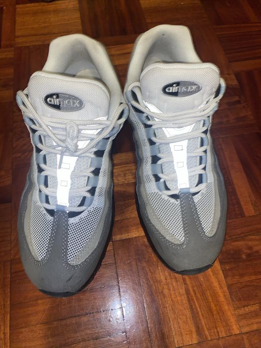 Air max 95 cinzento & branco