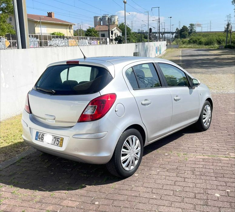 Opel corsa 1.2 cosmo