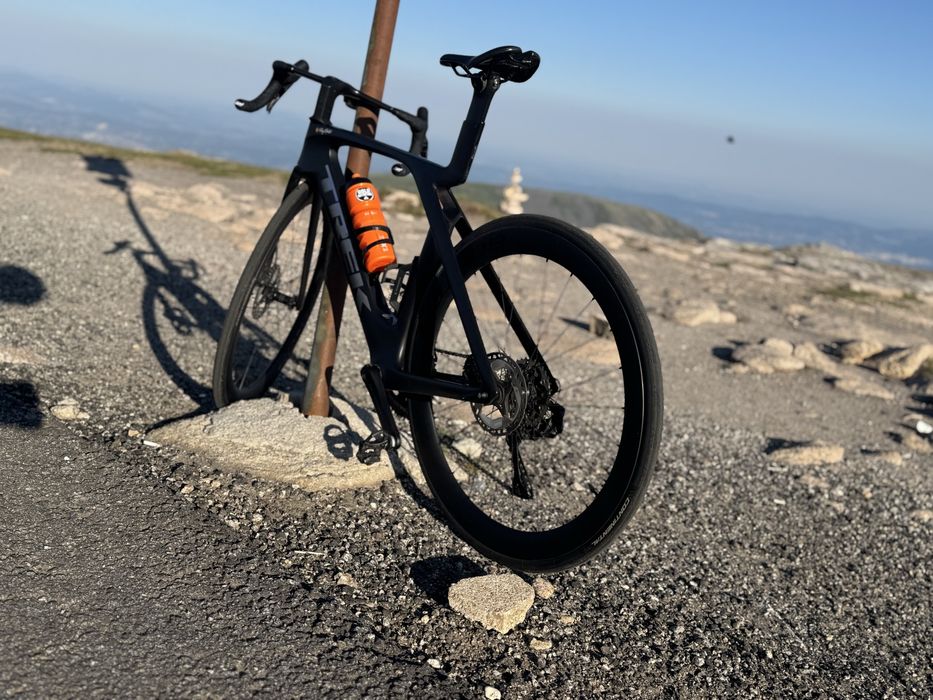 Trek Madone SLR7 Gen 7 + Pedais Favero Assioma Uno